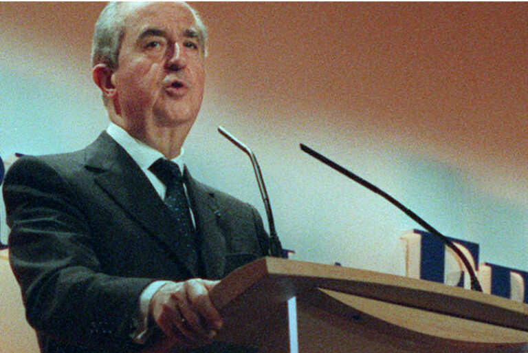 le-favori-balladur-ne-passera-pas-le-premier-tour-photo-dr-1470258637